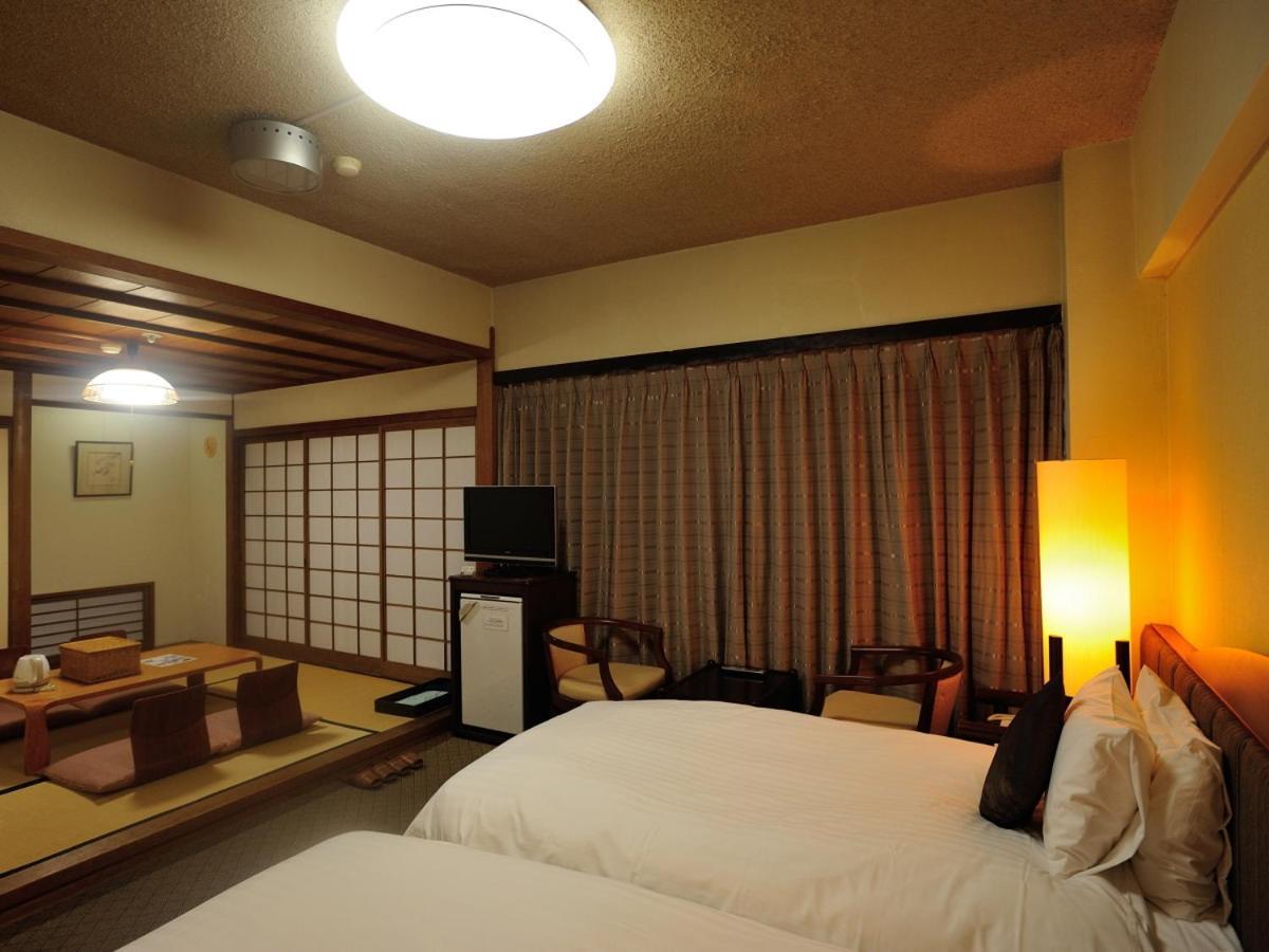 Ibusuki Royal Hotel Esterno foto